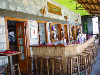 agia marina-baracuda beach bar