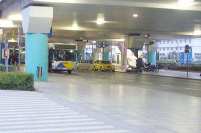 athens airport - buses and taxi
