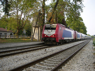 greece trains