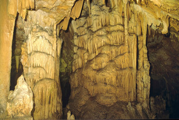 sfedoni’s cave crete