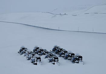 falakros ski resort - snowmobile