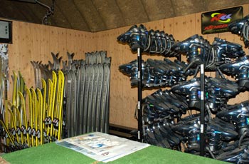 kaimaktsalan ski resort - Ski equipment rental