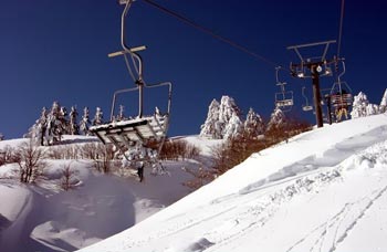 skiing in greece - vasilitsa lifts