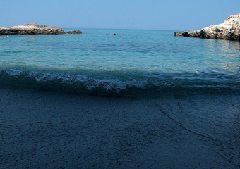 milos beaches - alogomantra beach