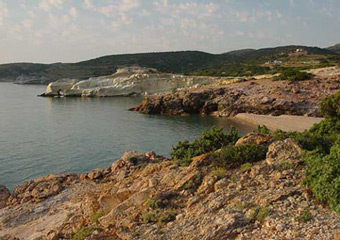 milos beaches - triades beach