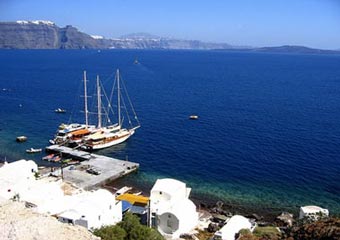 santorini beaches - armeni beach 