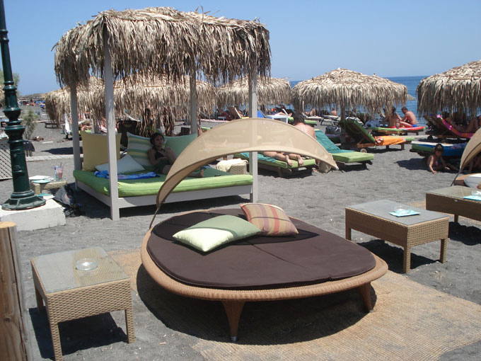 santorini beaches - jo-jo