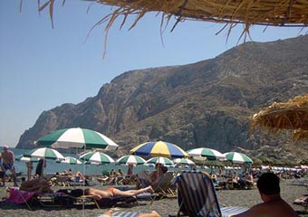 santorini beaches - kamari beach 