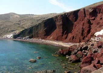 santorini beaches - kokkini beach