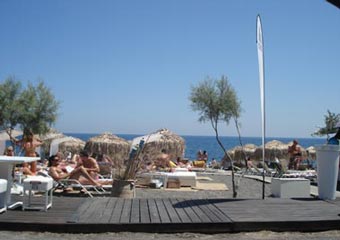 santorini beaches - perissa beach 