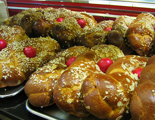 Greek Easter brioche