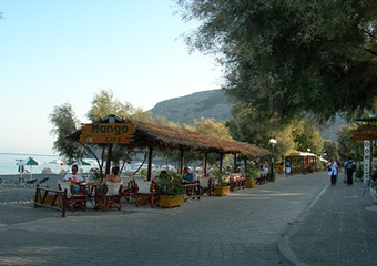 kamari santorini - kamari village road