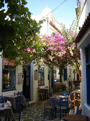 kythnos village