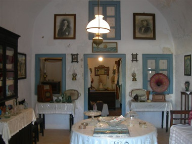 folk museum santorini