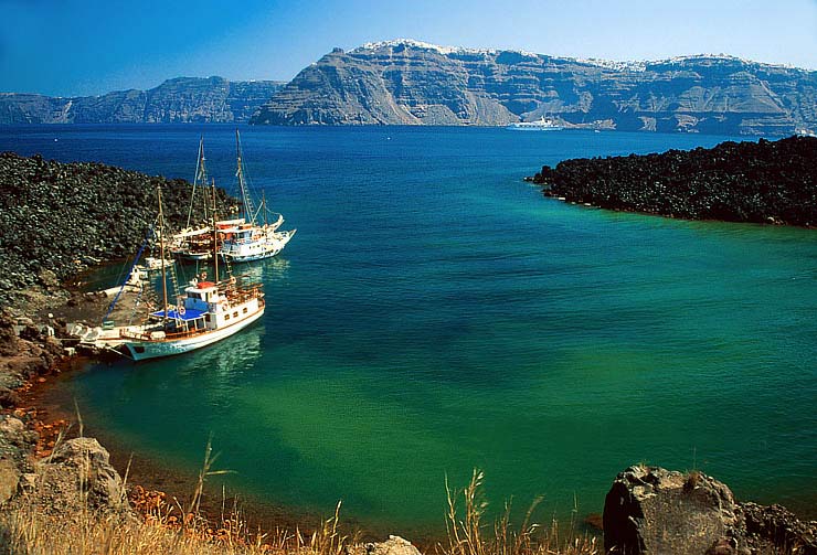 santorini tours - nea kameni tour